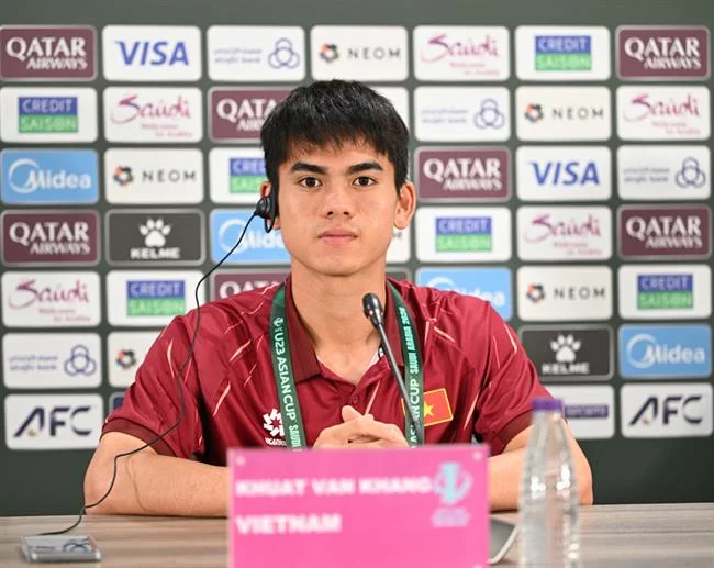 Hình ảnh minh họa quyền của người dùng đối với dữ liệu cá nhân, với các biểu tượng điều khiển và cài đặt, nhấn mạnh khả năng quản lý thông tin của bạn trên 777king99 web